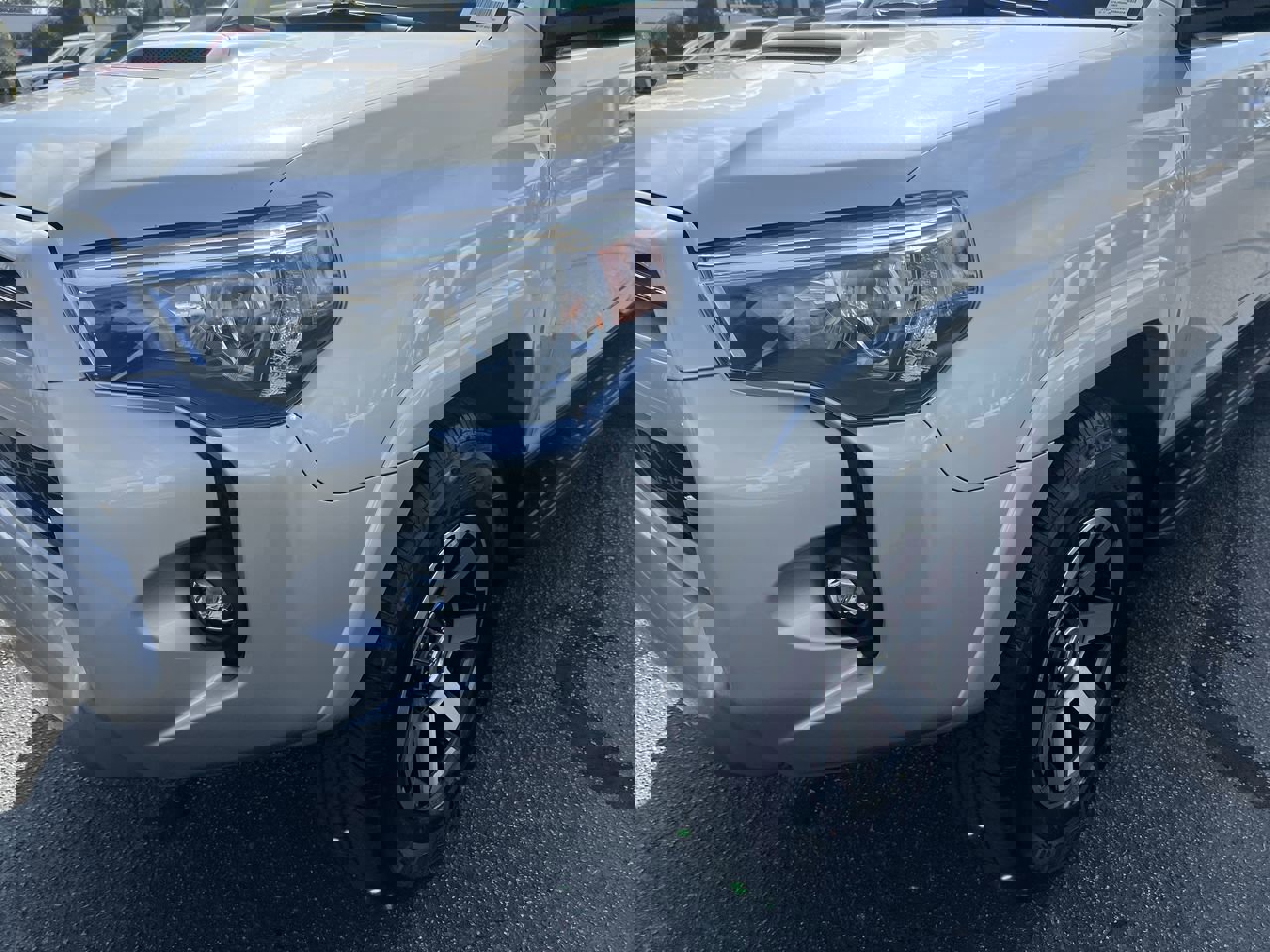 2024 Toyota 4Runner TRD Off Road photo 4