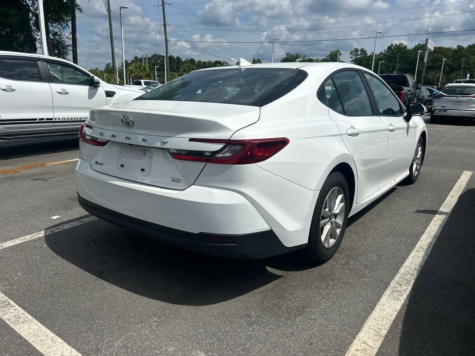 2025 Toyota Camry LE photo 3