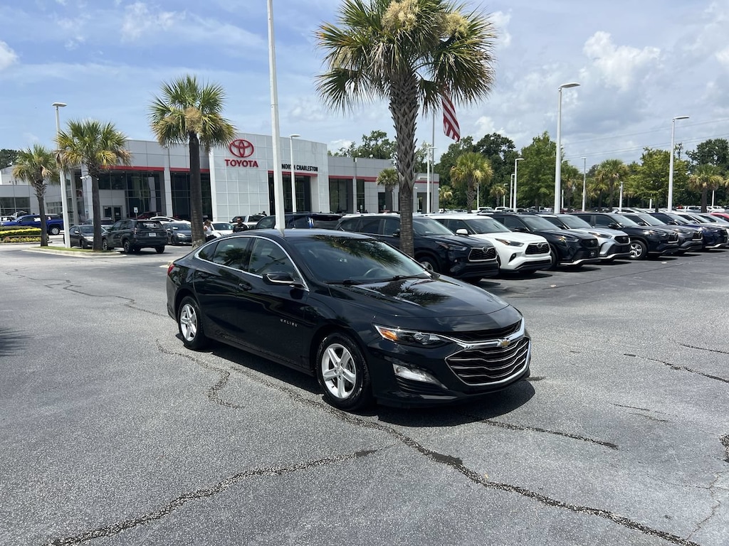 Used 2024 Chevrolet Malibu LT Sedan