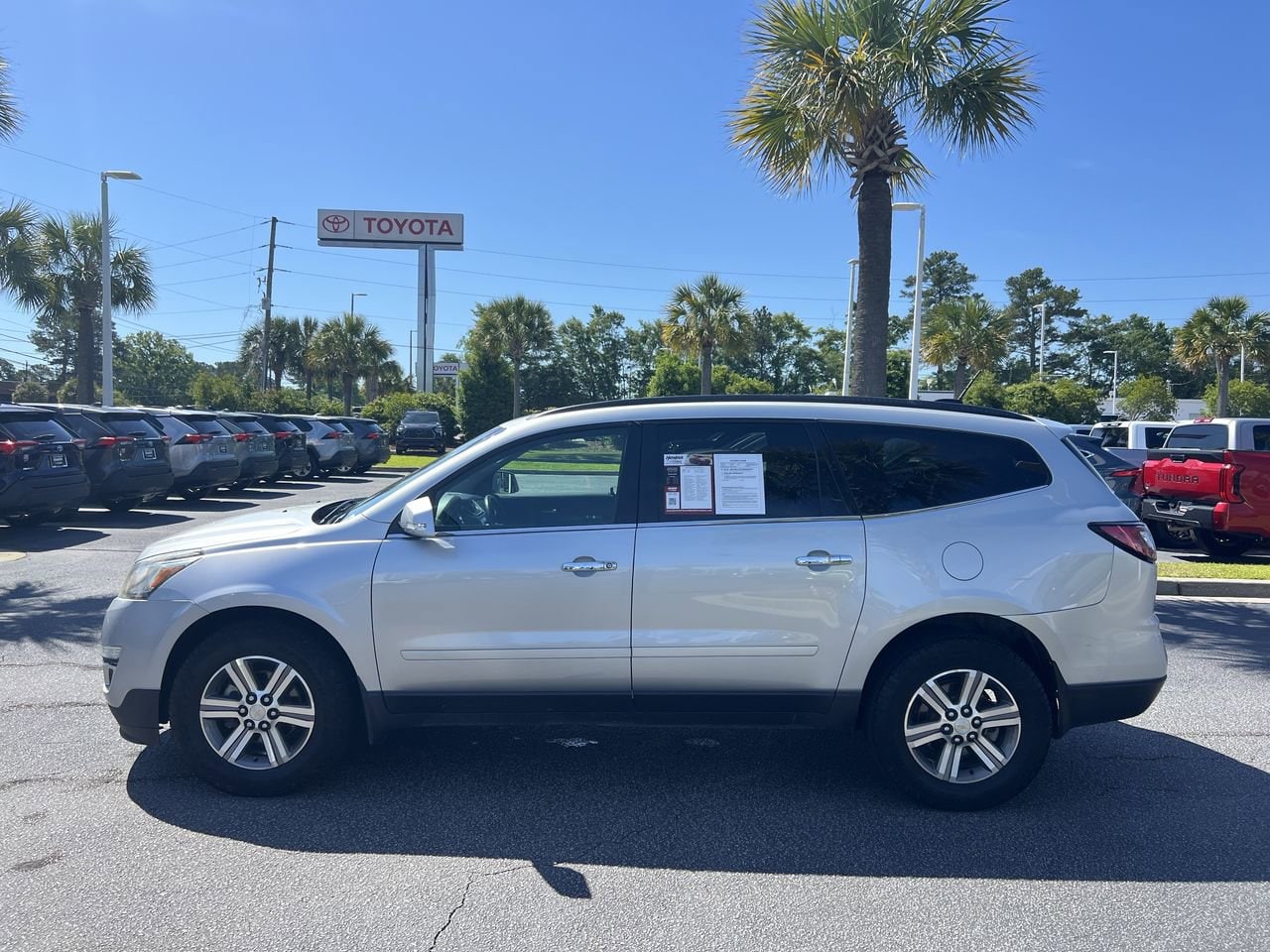 2017 Chevrolet Traverse LT photo 6