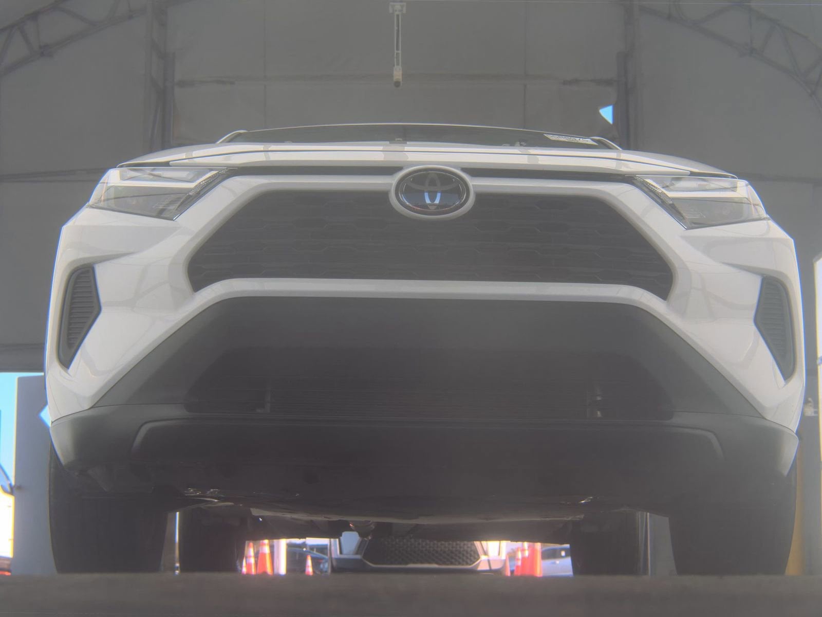 2024 Toyota RAV4 LE photo 3