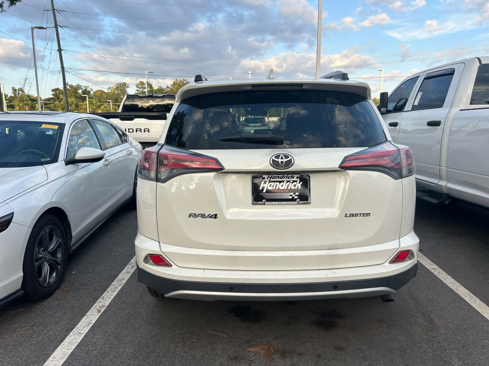 2016 Toyota RAV4 Limited photo 2