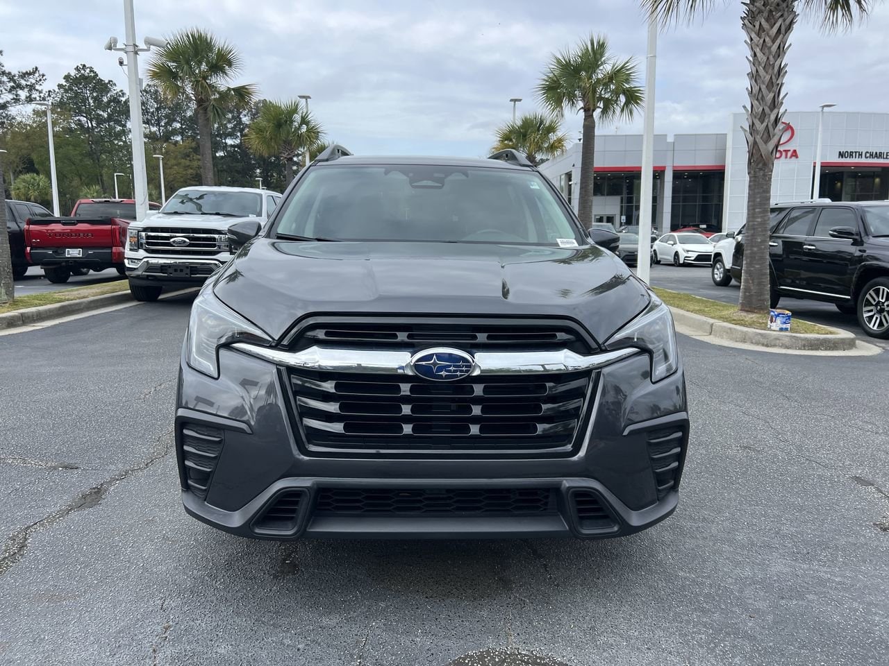 2023 Subaru Ascent Premium photo 2