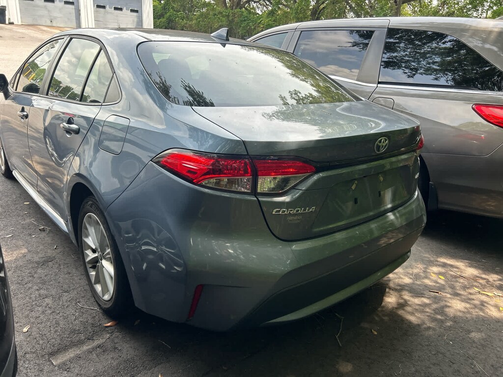 Used 2022 Toyota Corolla LE Sedan