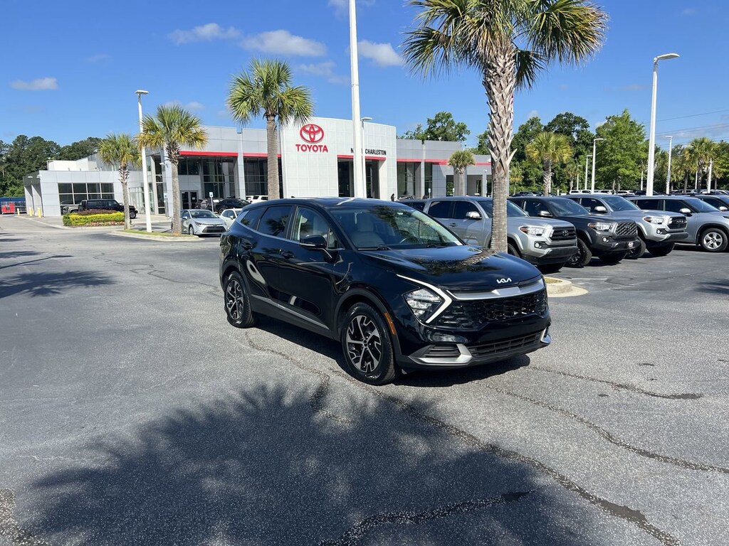 Used 2023 Kia Sportage EX SUV