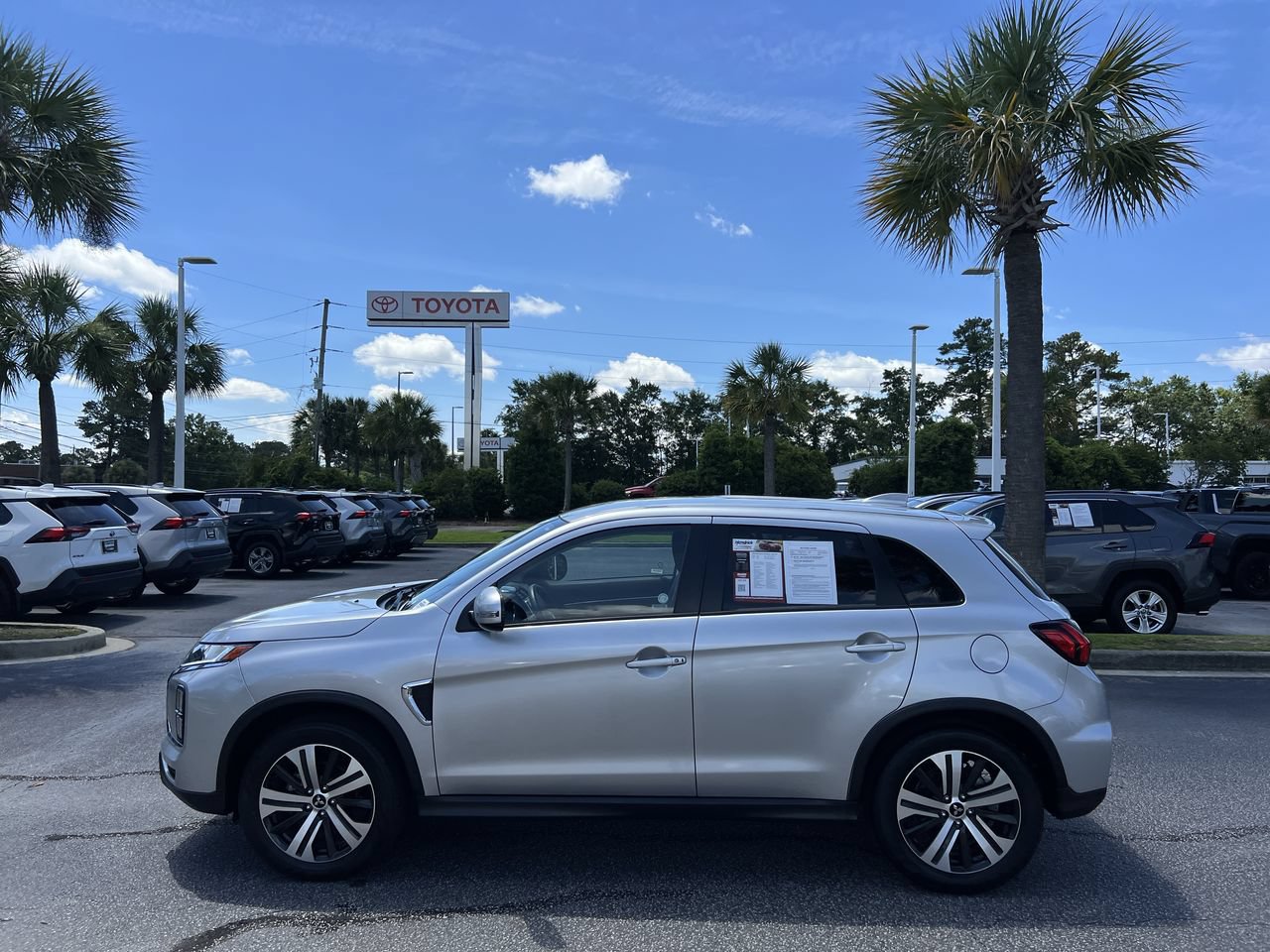 Mitsubishi Outlander Sport SE