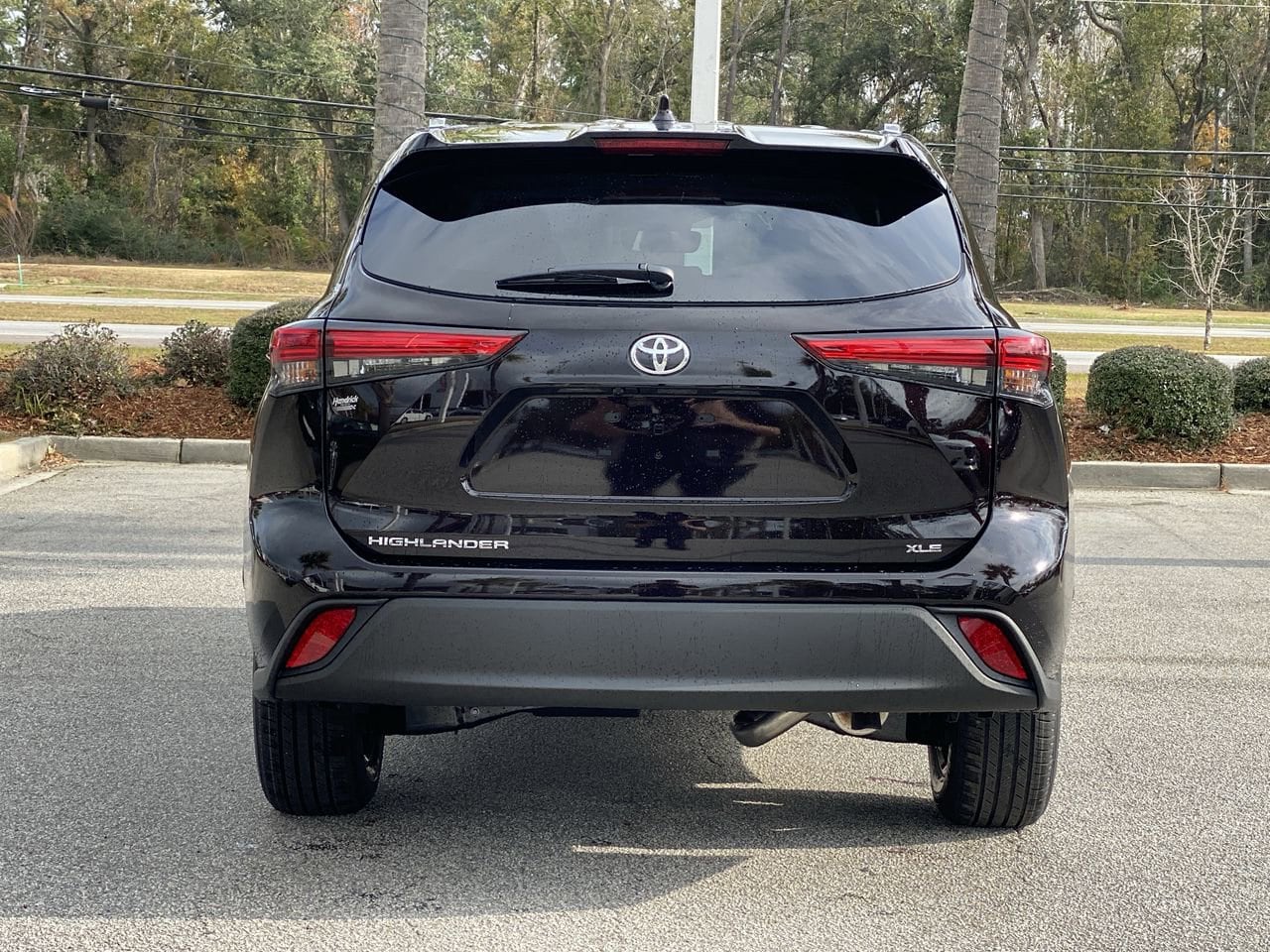 2021 Toyota Highlander XLE photo 5