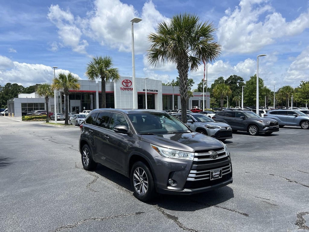 Used 2018 Toyota Highlander XLE SUV