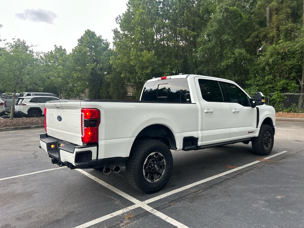 Used 2023 Ford Super Duty F-350 SRW LARIAT Pickup