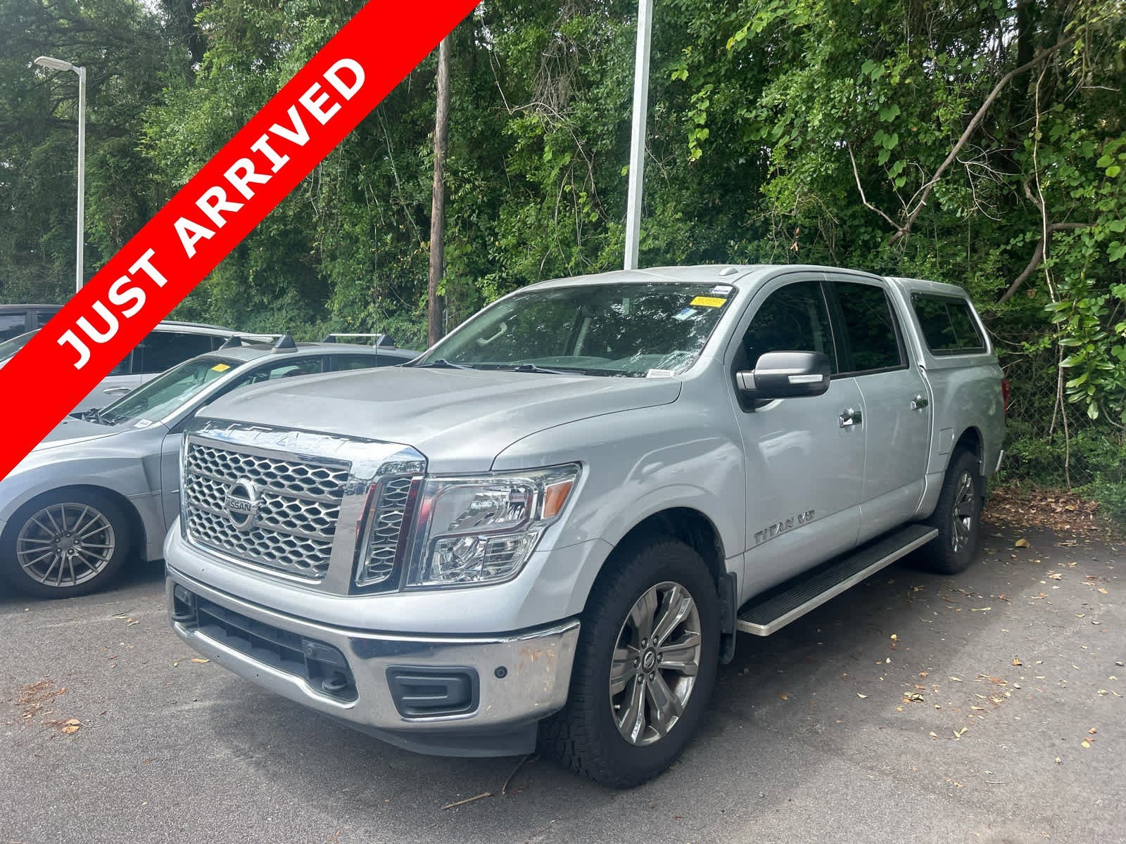 Nissan Titan SV