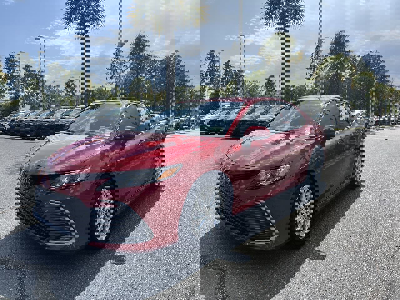 2023 Toyota Camry LE photo 4