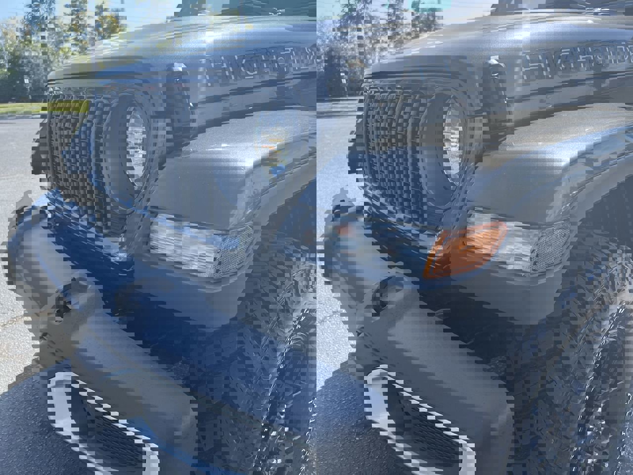 2025 Jeep Gladiator High Tide photo 4