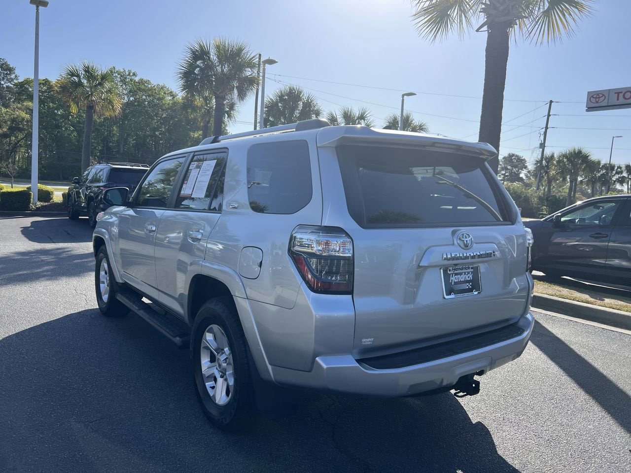 2023 Toyota 4Runner SR5 Premium photo 3