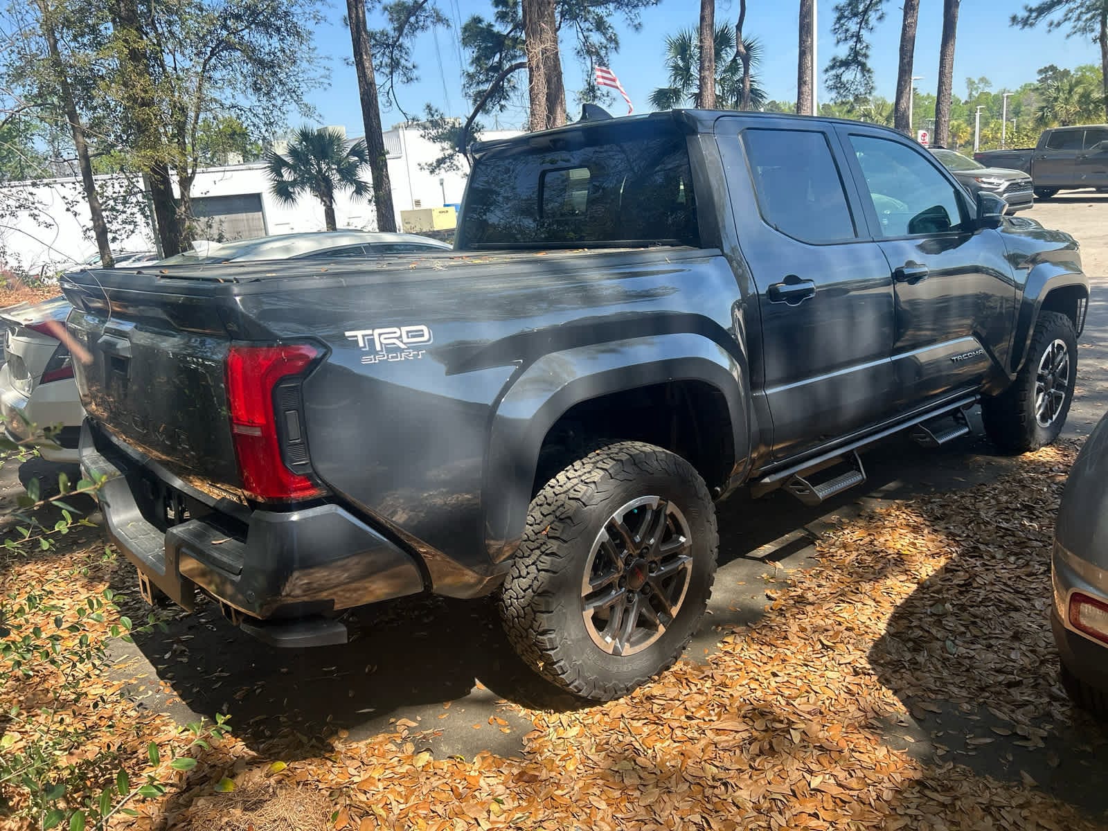 2024 Toyota Tacoma TRD Sport Hybrid photo 5