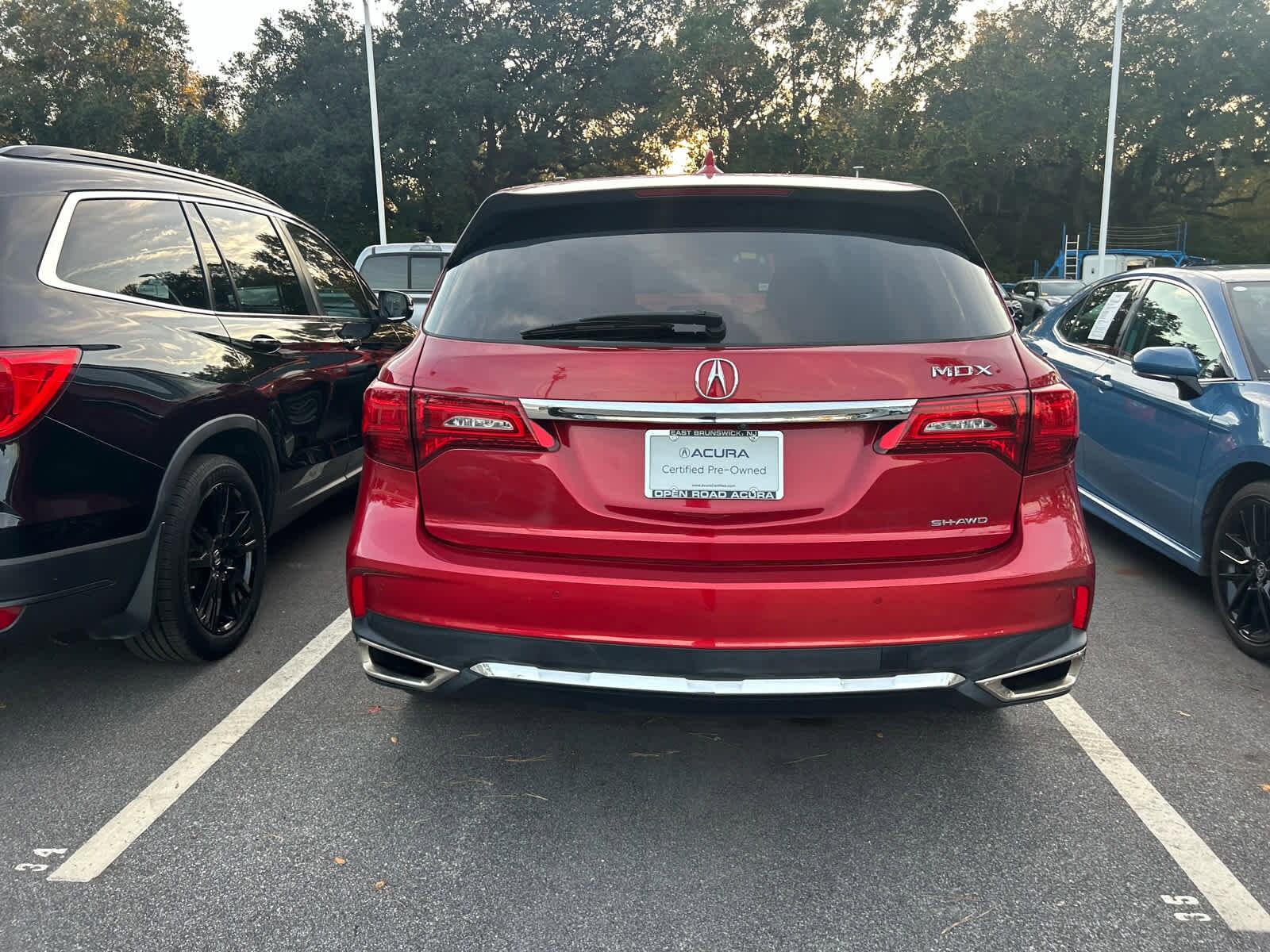 2020 Acura MDX SH-AWD Technology photo 2