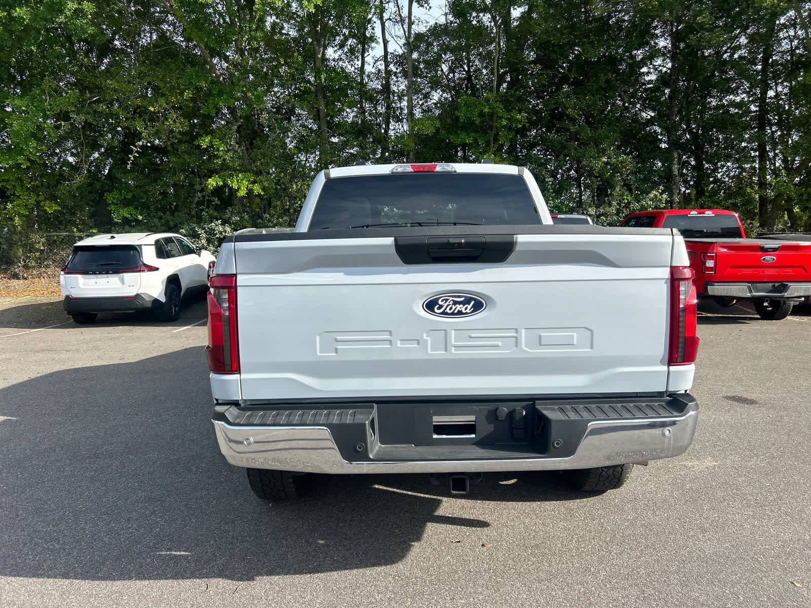 2025 Ford F-150 XLT photo 2