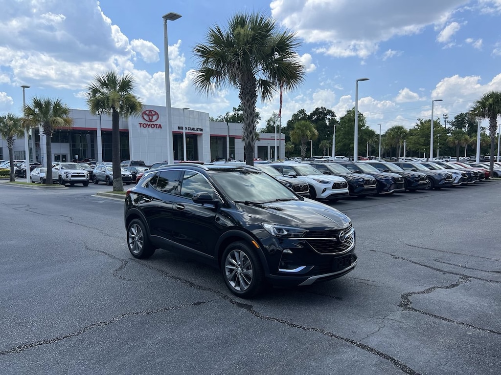 Used 2023 Buick Encore GX Essence SUV