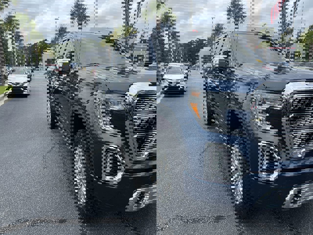 2019 Gmc Sierra Denali photo 2