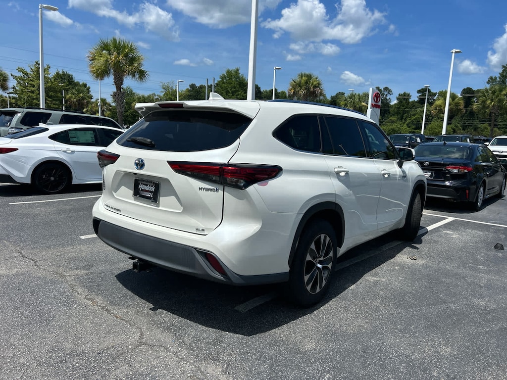 Certified 2020 Toyota Highlander Hybrid XLE SUV