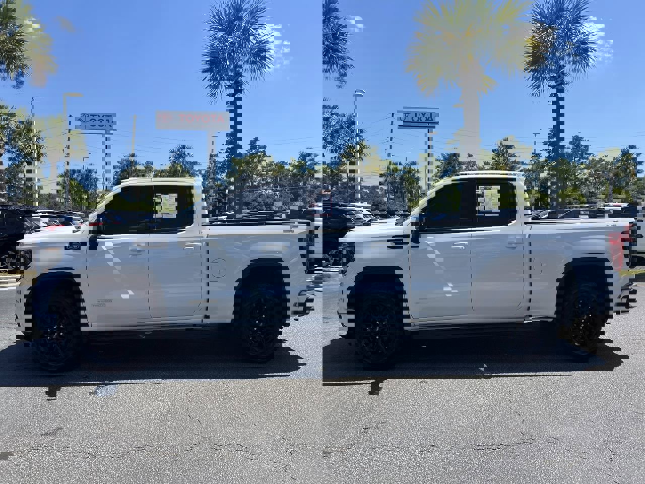 2025 GMC Sierra 1500 Elevation photo 5