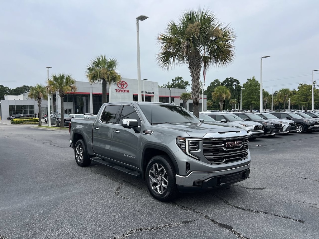 Used 2023 GMC Sierra 1500 SLT Pickup