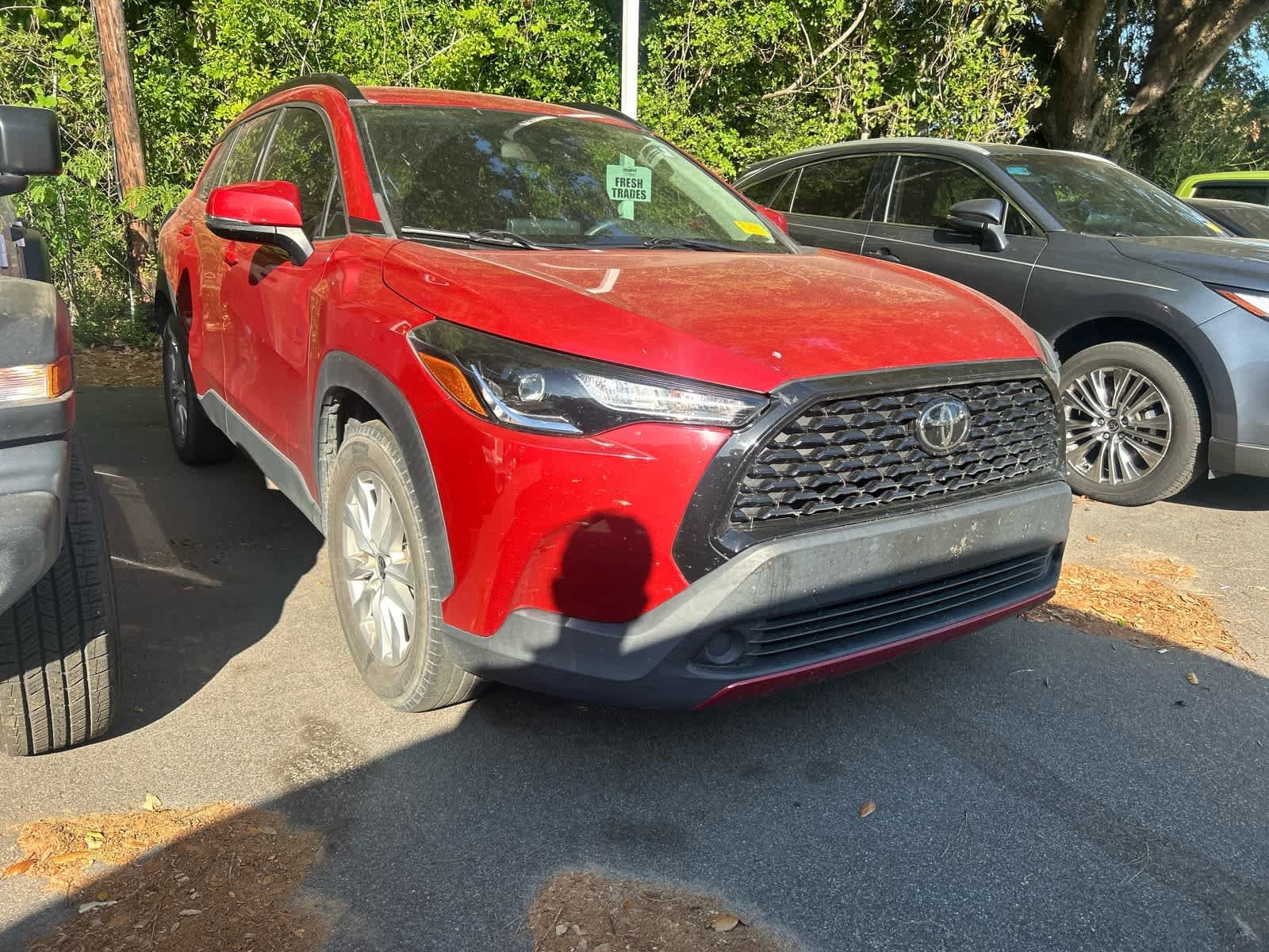 2022 Toyota Corolla Cross LE photo 6