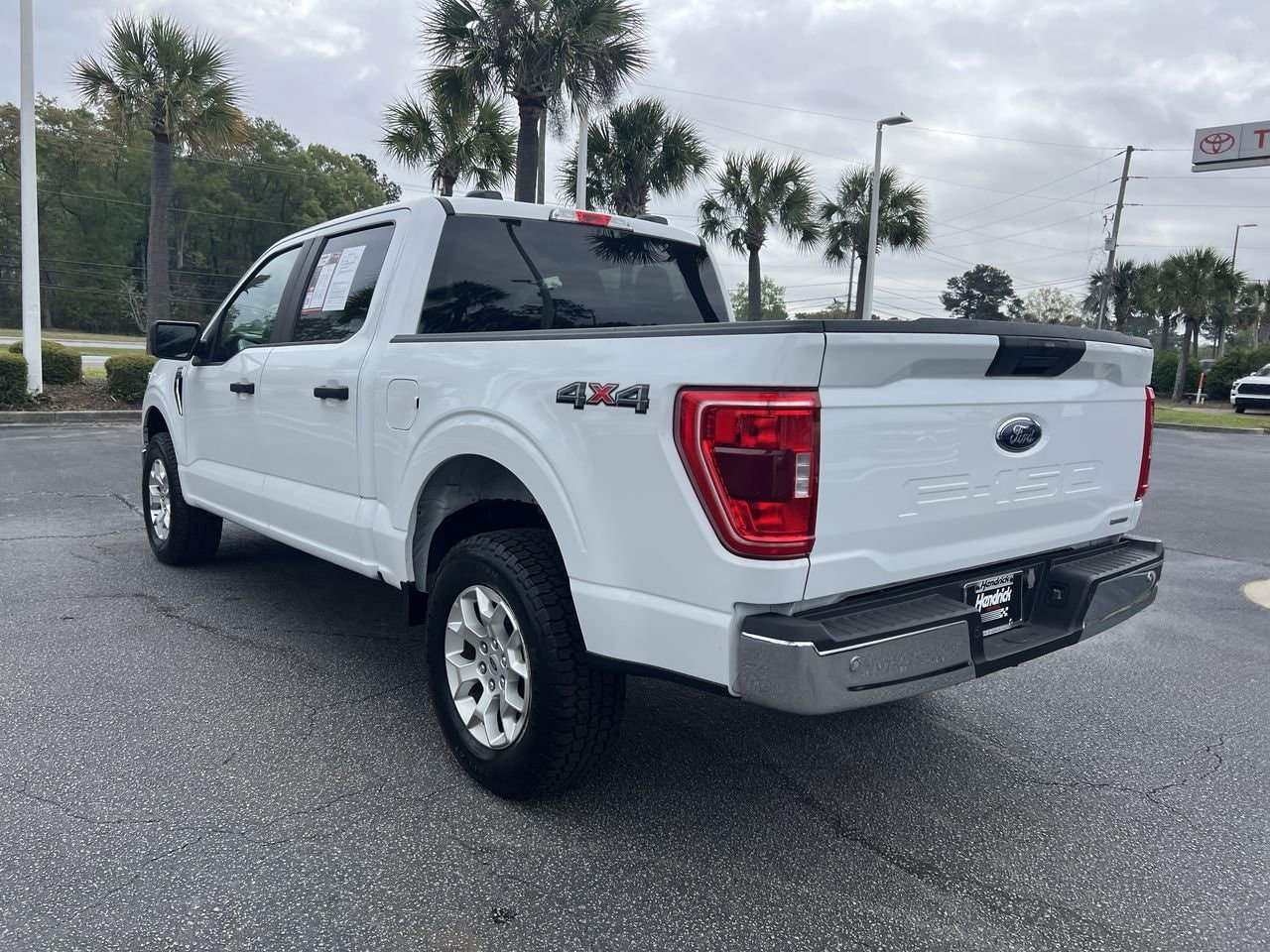 2023 Ford F-150 XLT photo 6