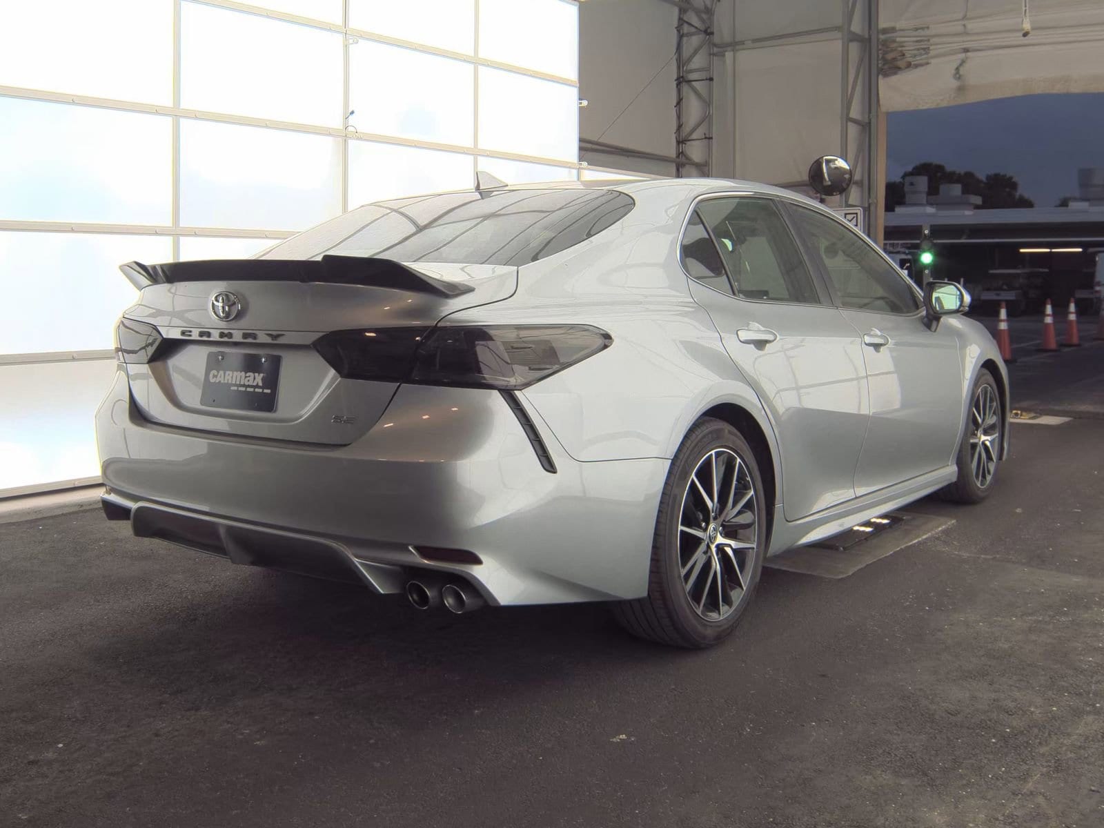 2023 Toyota Camry SE photo 6