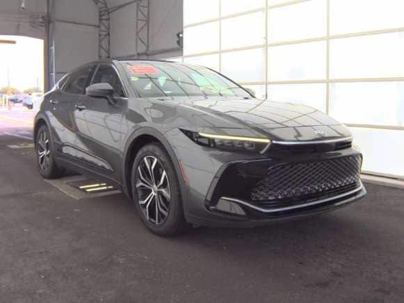 2023 Toyota Crown Limited photo 5