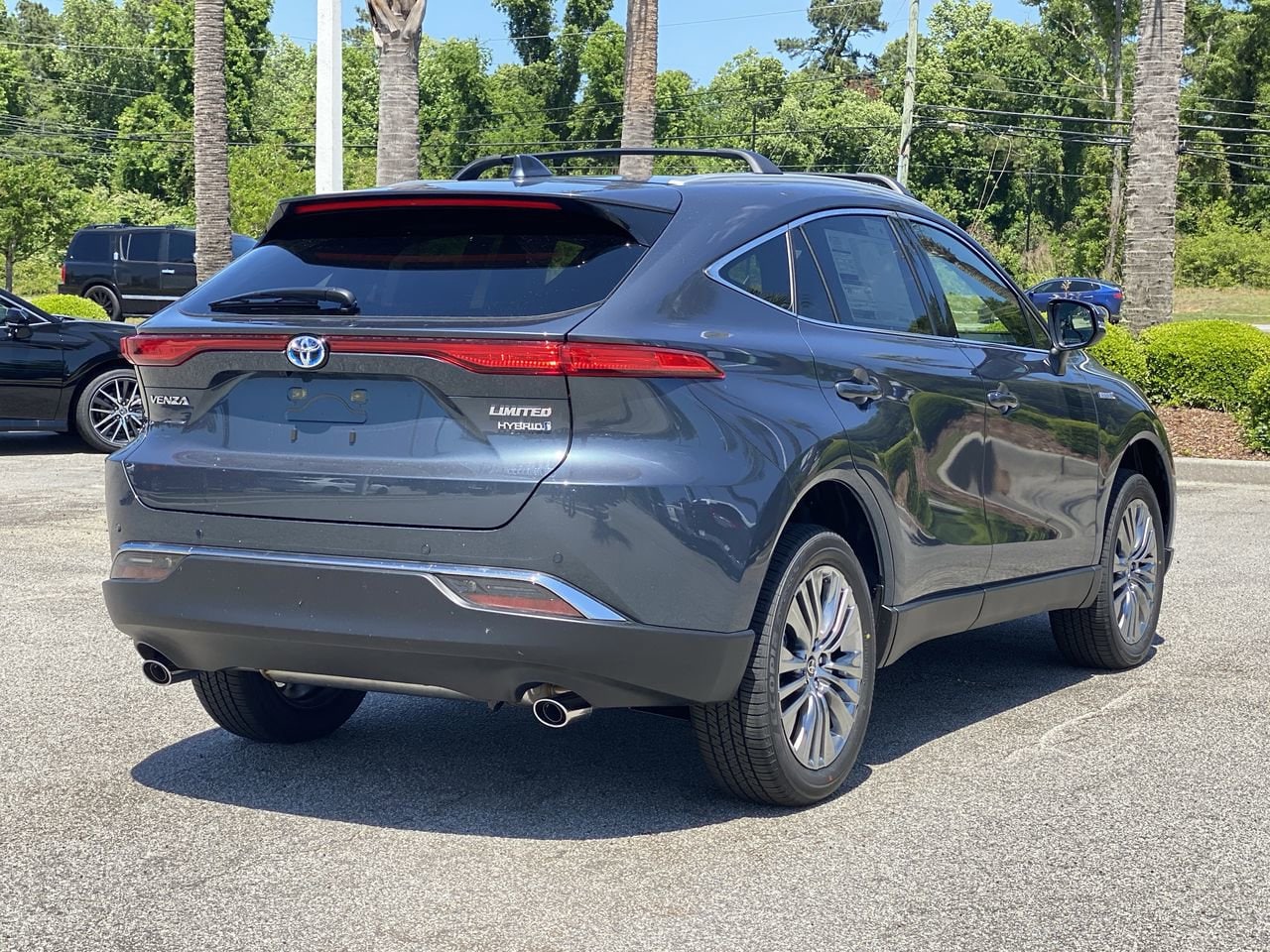 2021 Toyota Venza Limited photo 4