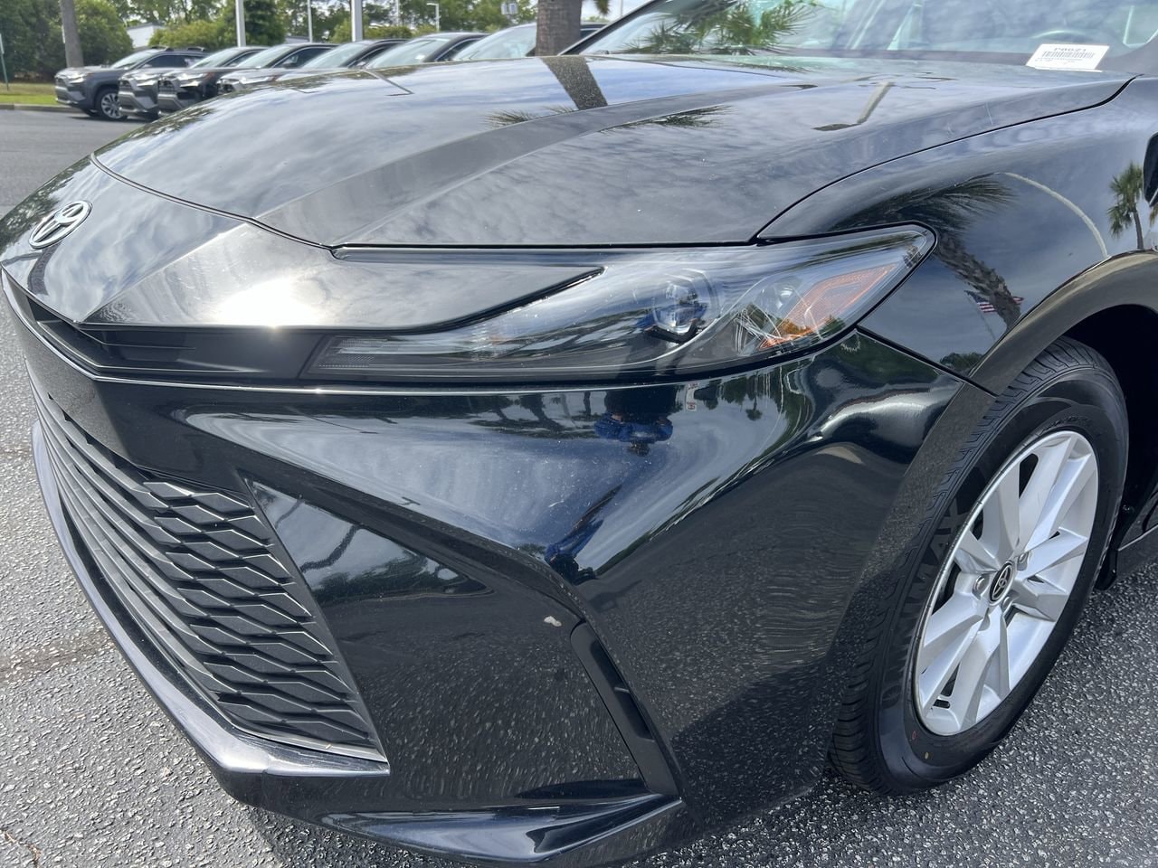 2025 Toyota Camry LE photo 5