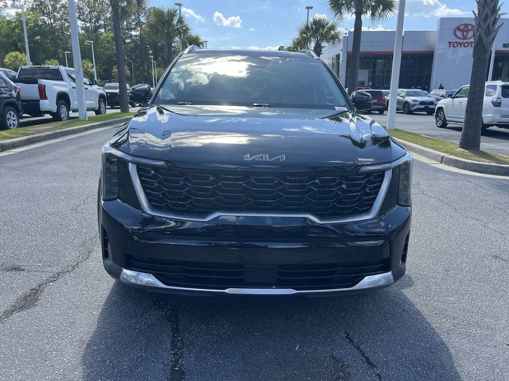 Used 2025 Kia Sorento S SUV