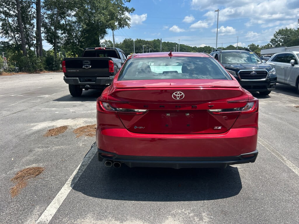 Used 2025 Toyota Camry SE Sedan