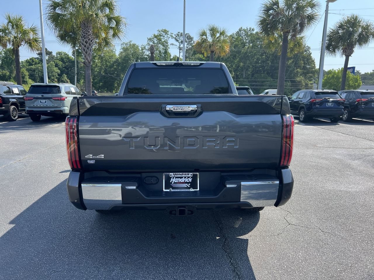 2024 Toyota Tundra 1794 Edition Hybrid photo 3