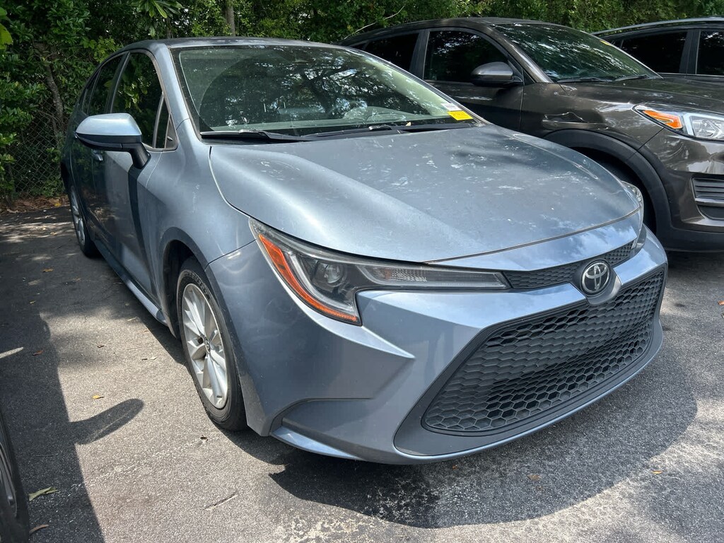 Used 2022 Toyota Corolla LE Sedan