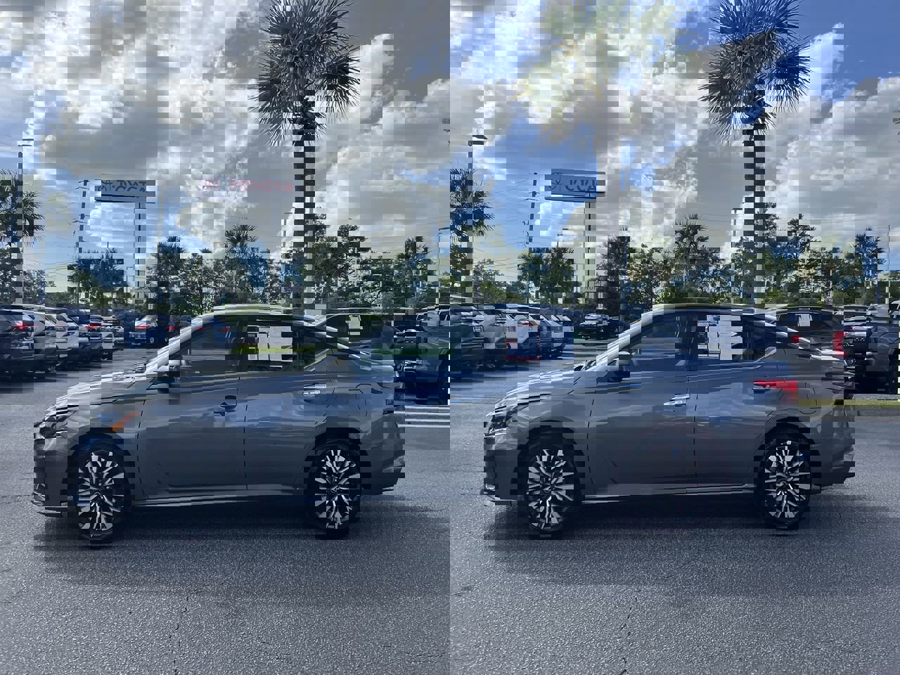 2024 Nissan Altima 2.5 SV photo 6