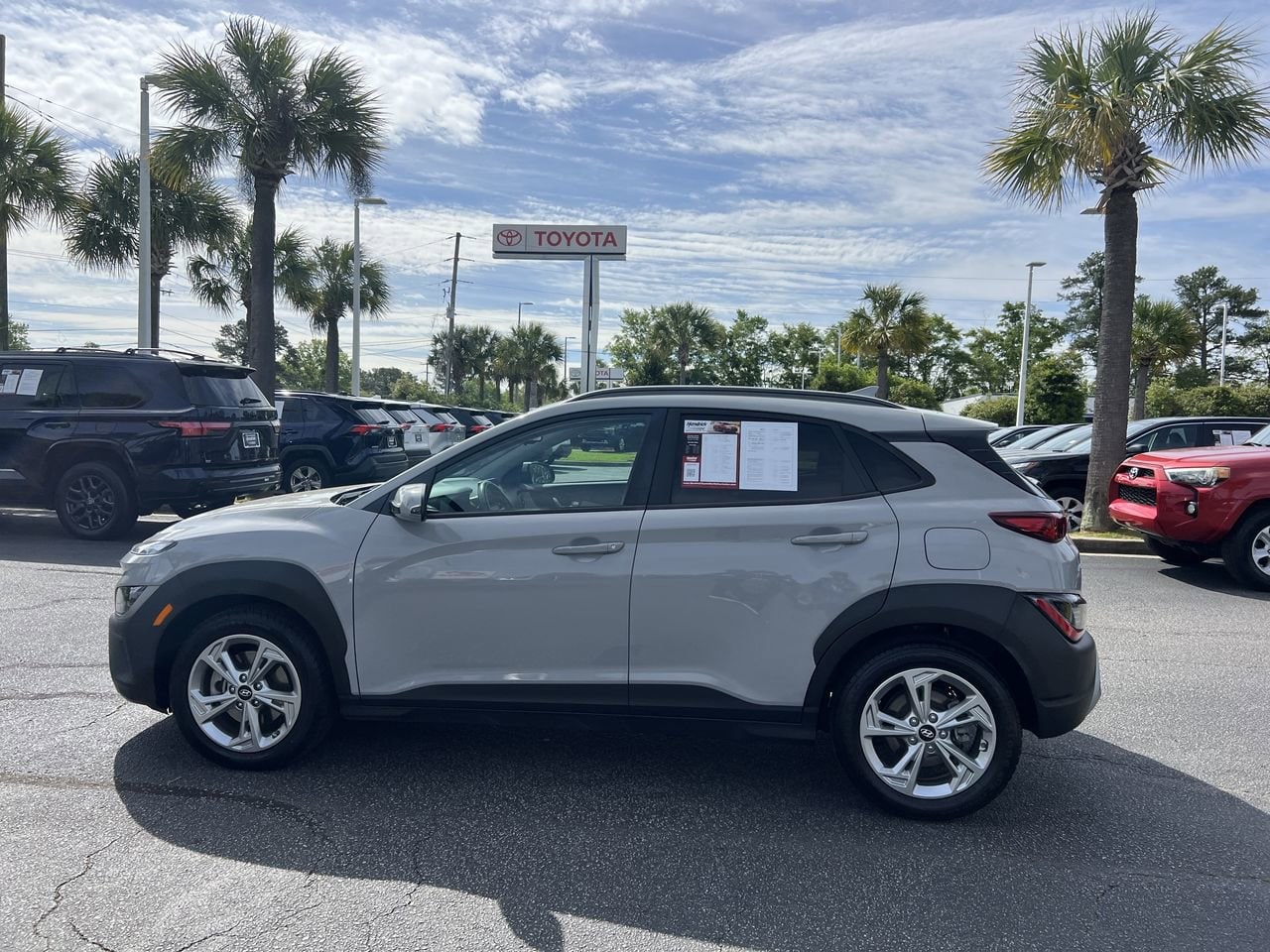 2023 Hyundai Kona SEL photo 6