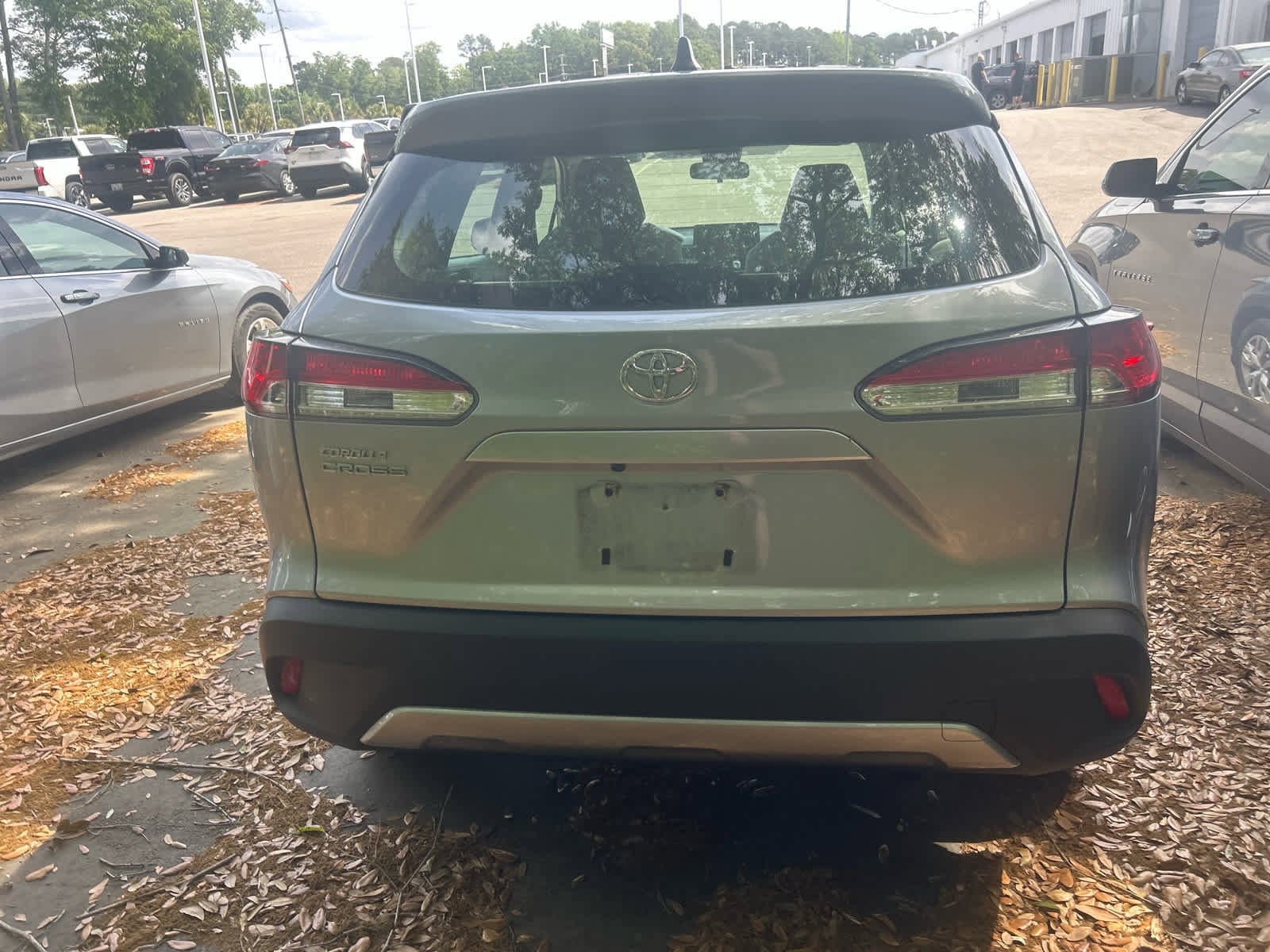 2022 Toyota Corolla Cross L photo 3