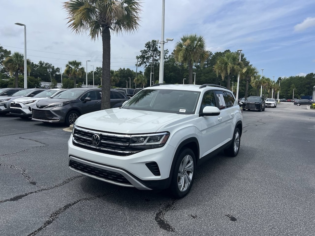 Used 2023 Volkswagen Atlas 3.6L V6 SE w/Technology SUV
