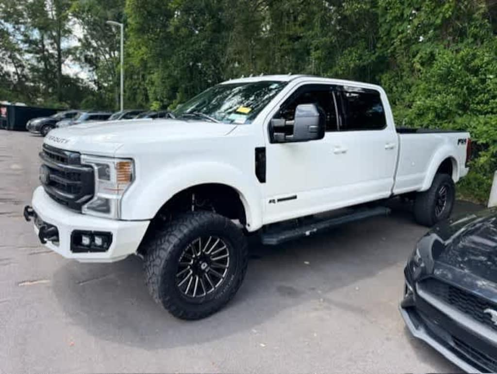 Used 2022 Ford Super Duty F-250 SRW LARIAT Pickup
