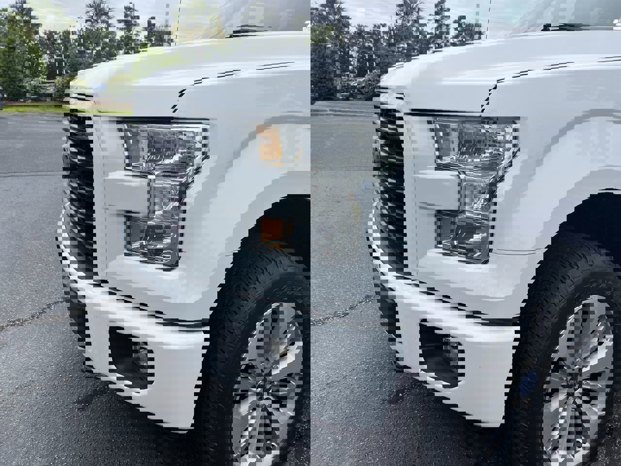 2017 Ford F-150 XL photo 4