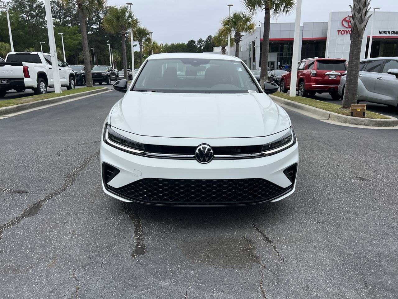 2025 Volkswagen Jetta Sport photo 2