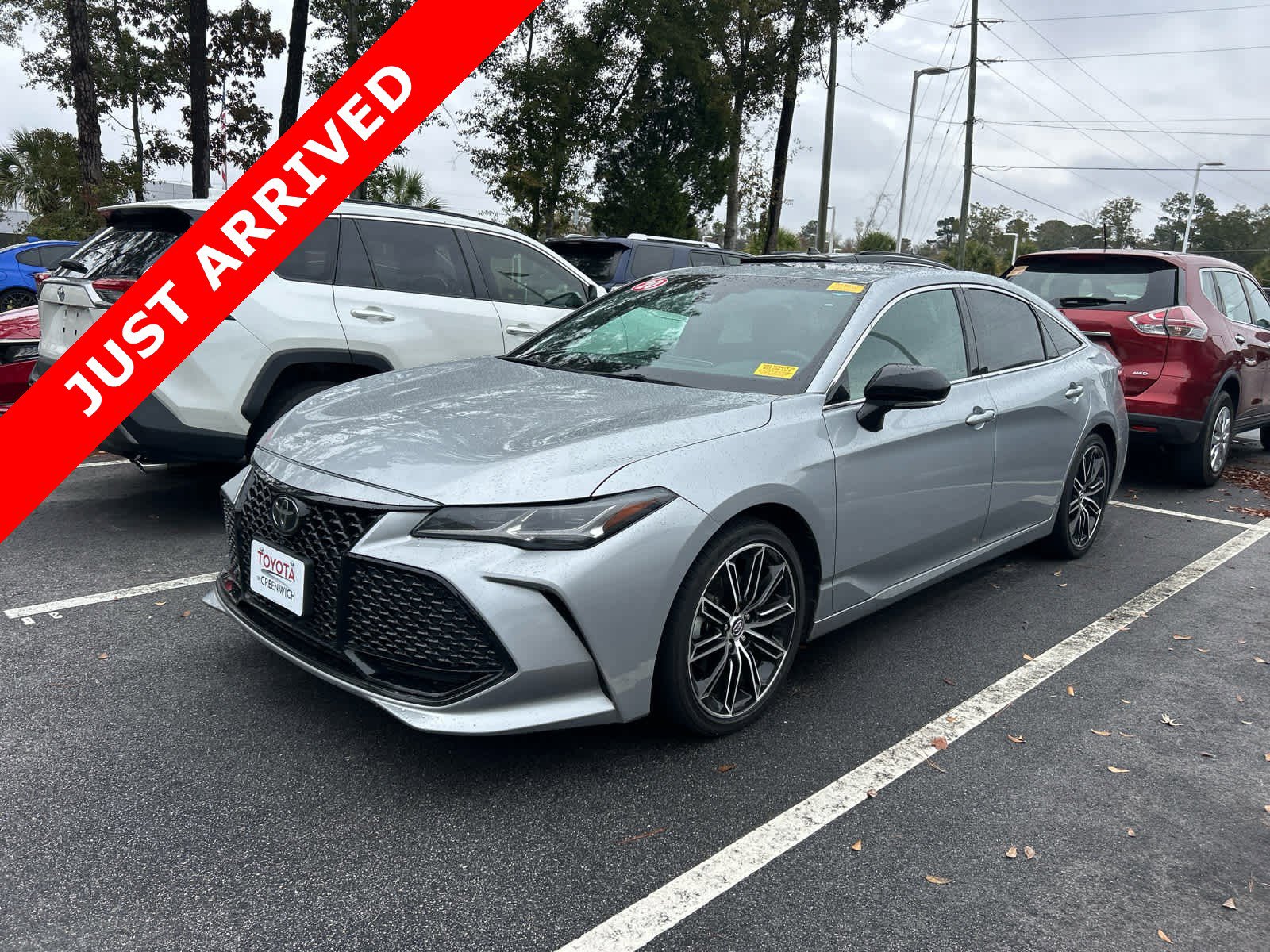 2020 Toyota Avalon Sedan 