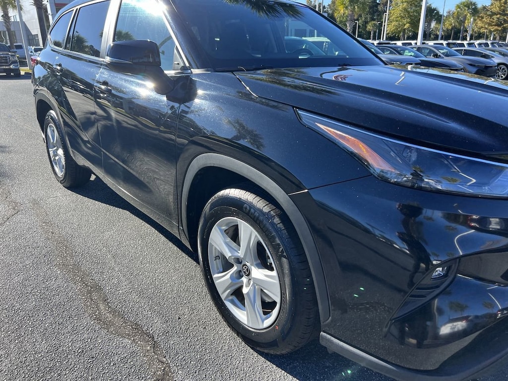 Certified 2024 Toyota Highlander LE SUV