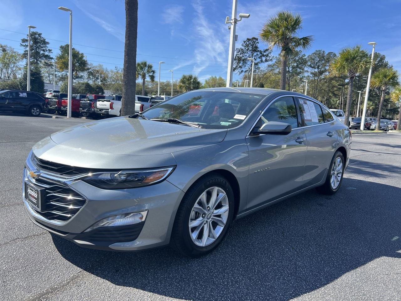 2023 Chevrolet Malibu LT photo 4