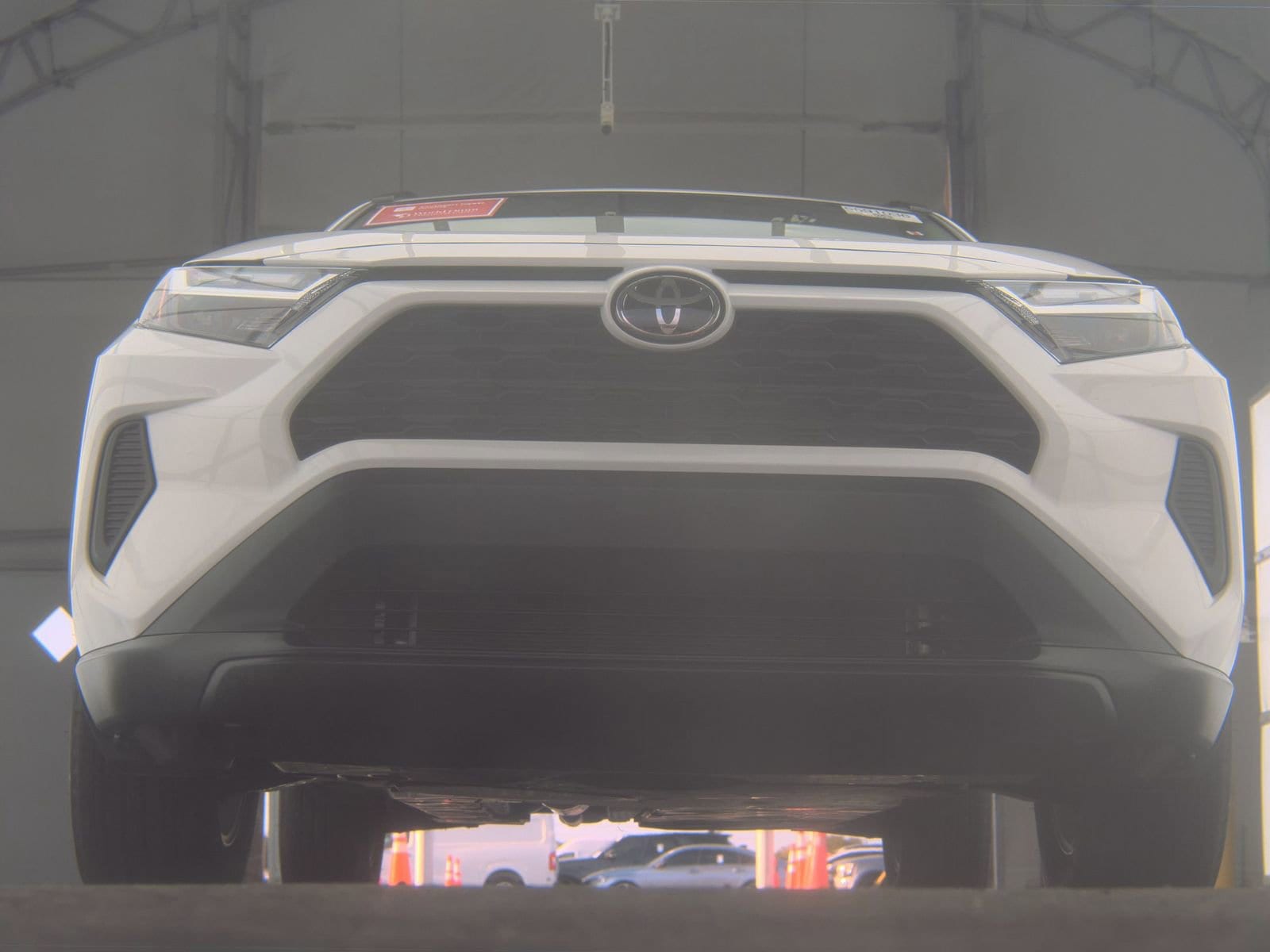 2024 Toyota RAV4 XLE photo 3