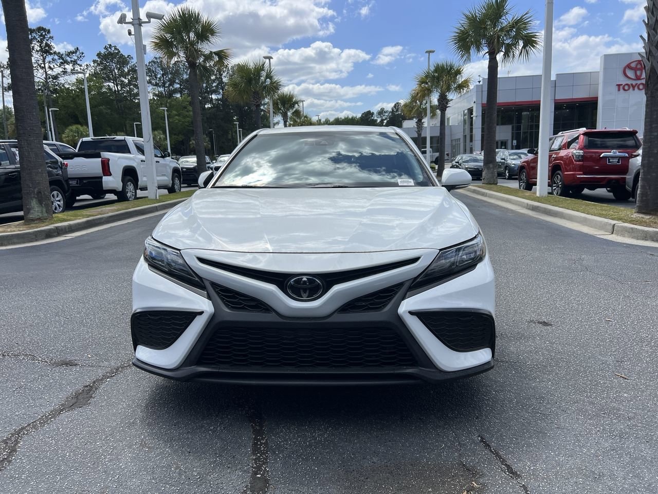 2023 Toyota Camry SE photo 2