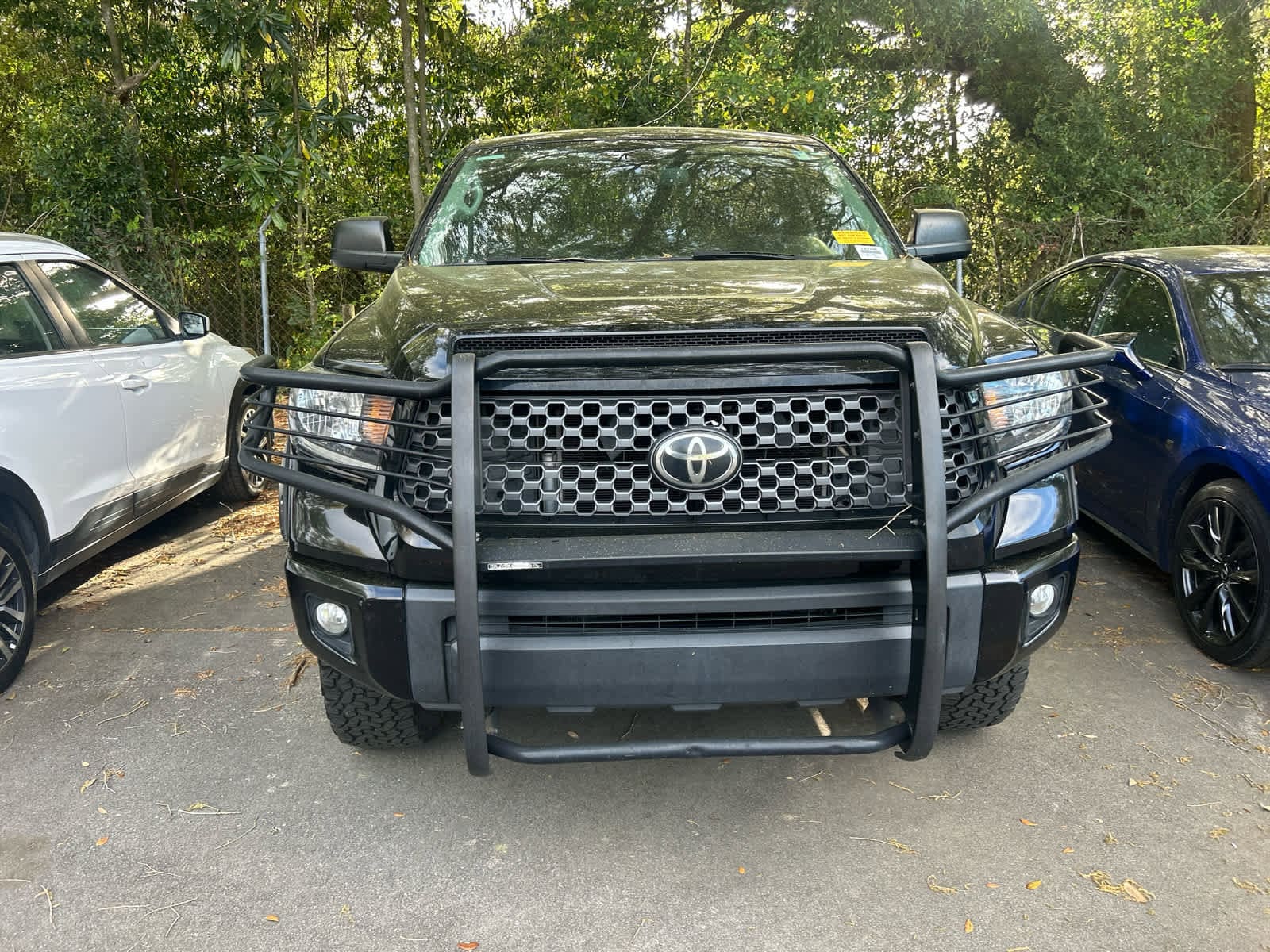 2020 Toyota Tundra SR5 photo 2