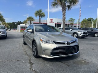 2017 Toyota Avalon XLE Premium Sedan