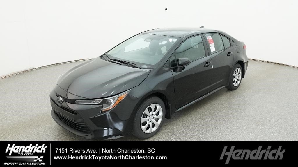 2026 Toyota Corolla LE's photo